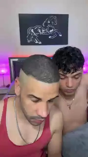 Offline Hotttmateo on Cam4