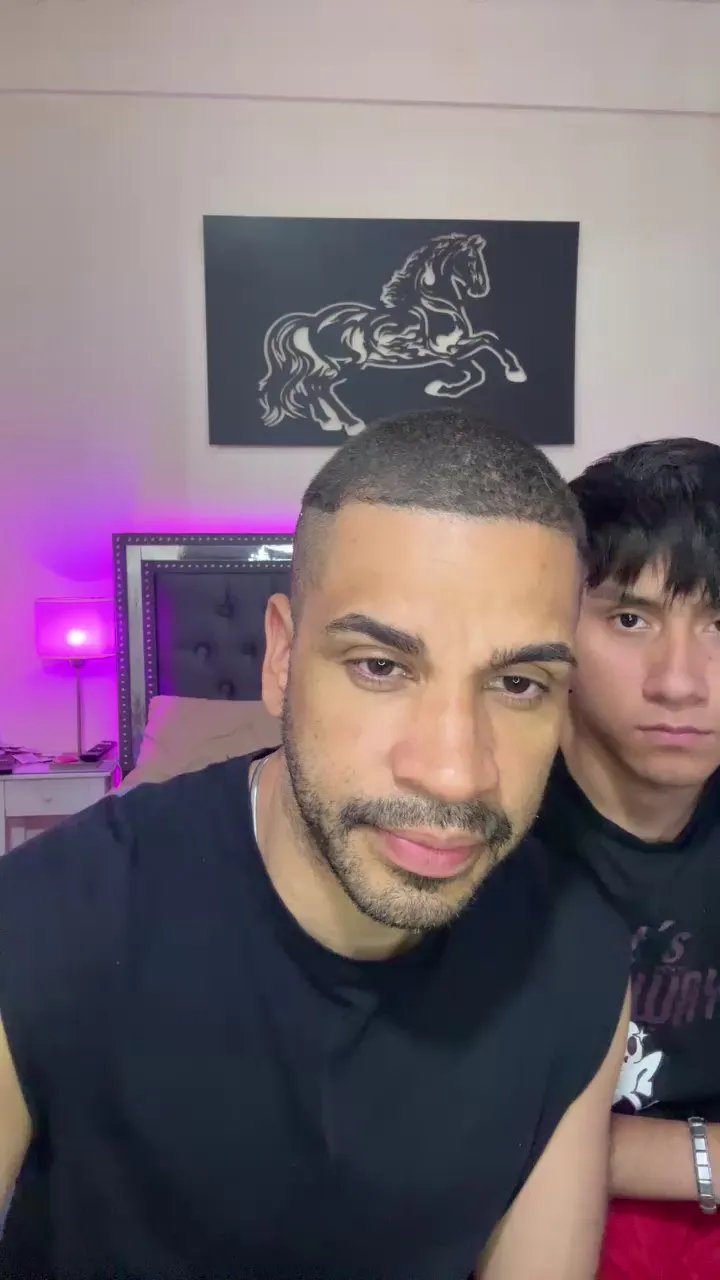 Offline Hotttmateo on Cam4