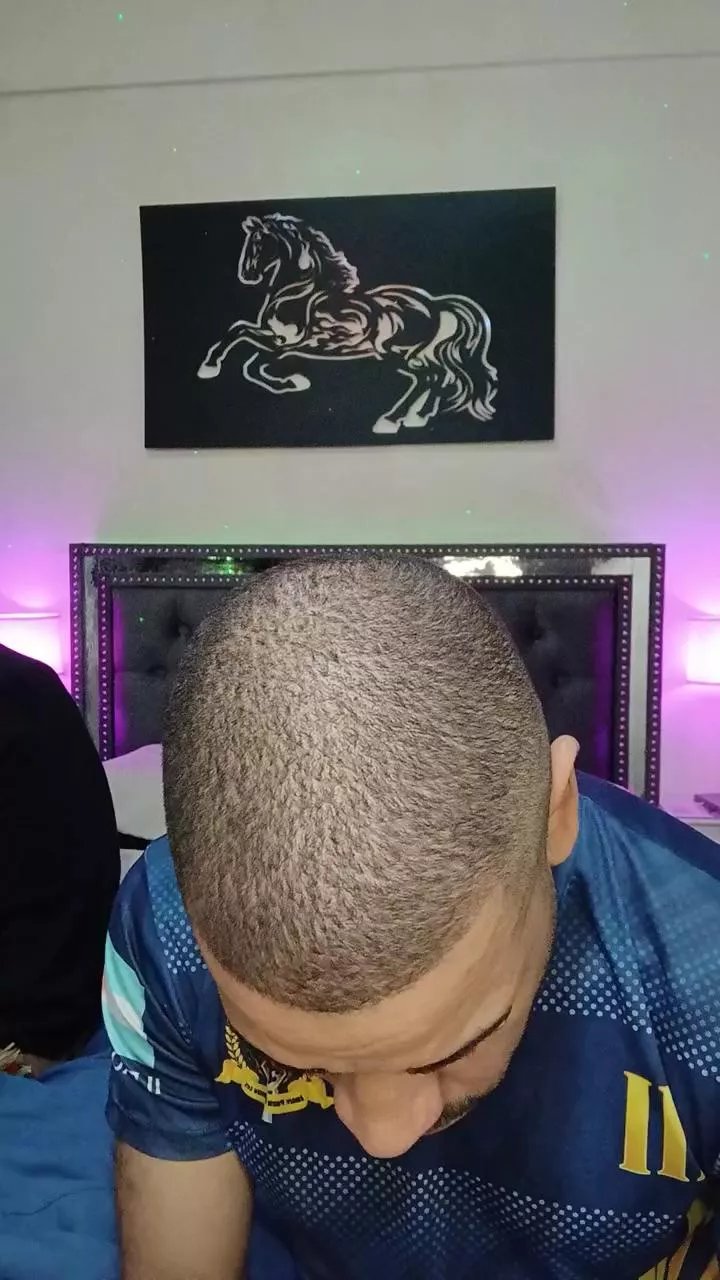 Offline Hotttmateo on Cam4