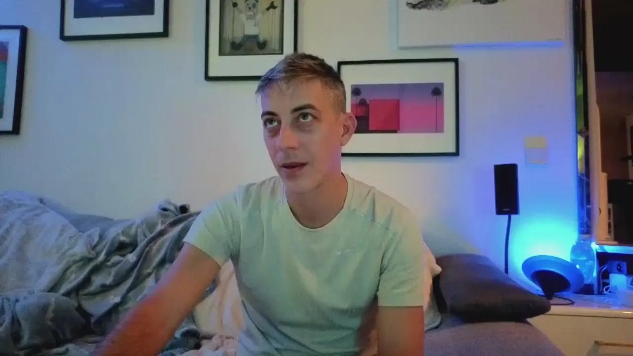 Offline HuGo4K on Cam4