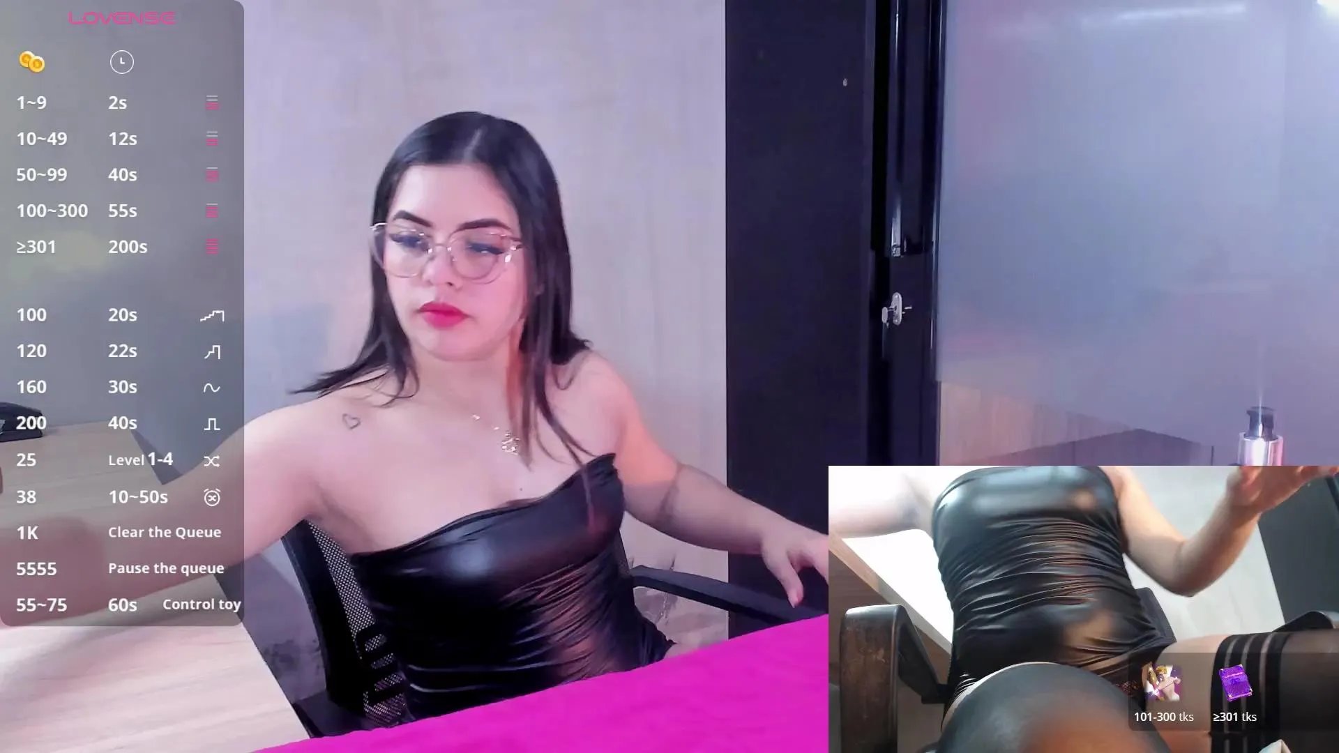 Offline Isa_Preasley on Cam4