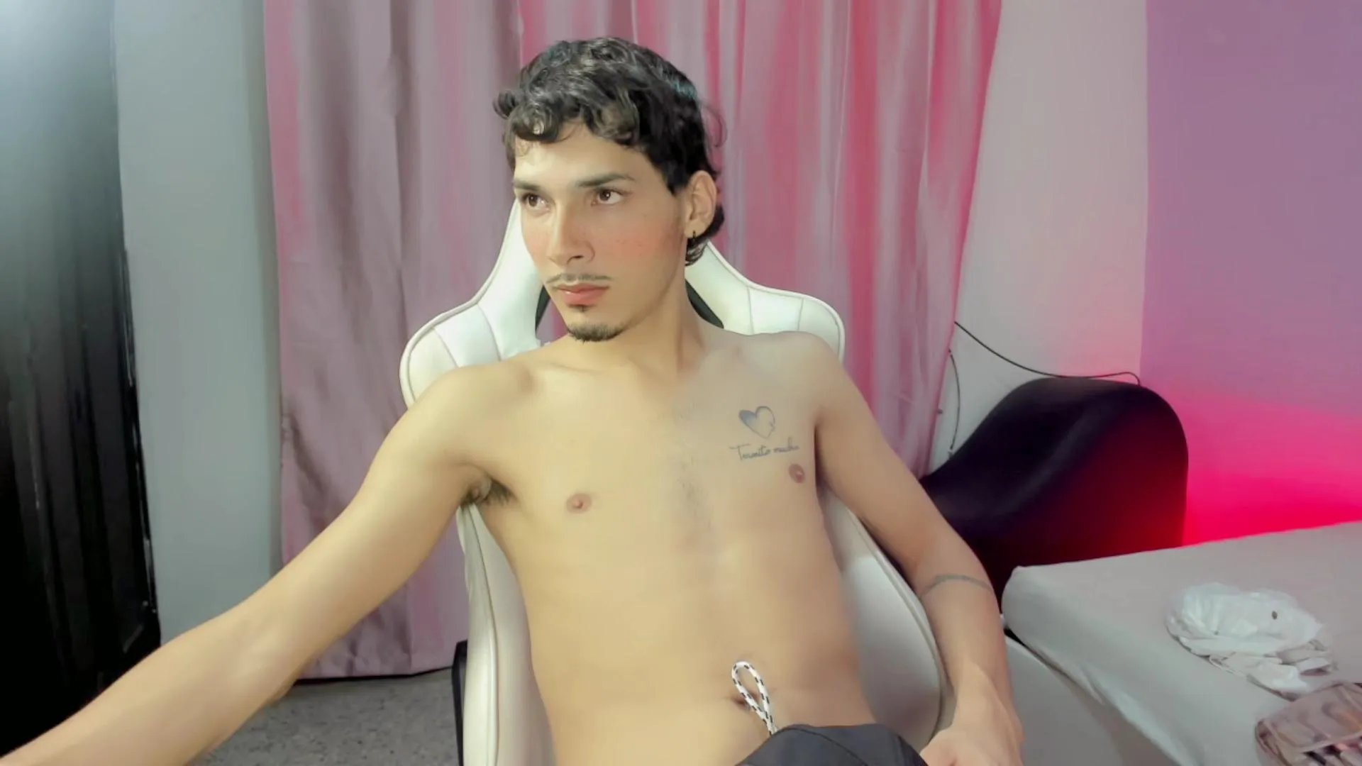 Freechat isadora_ryu on Cam4