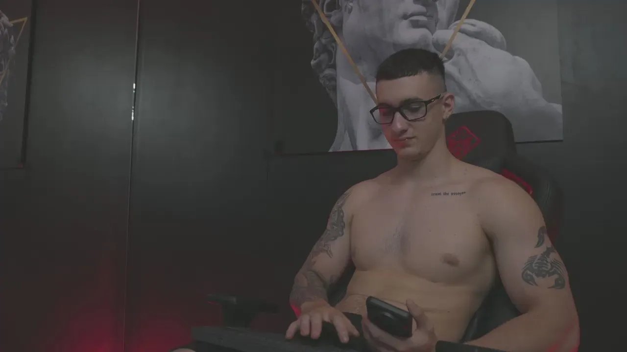 Freechat JacksonOlsenn on Cam4