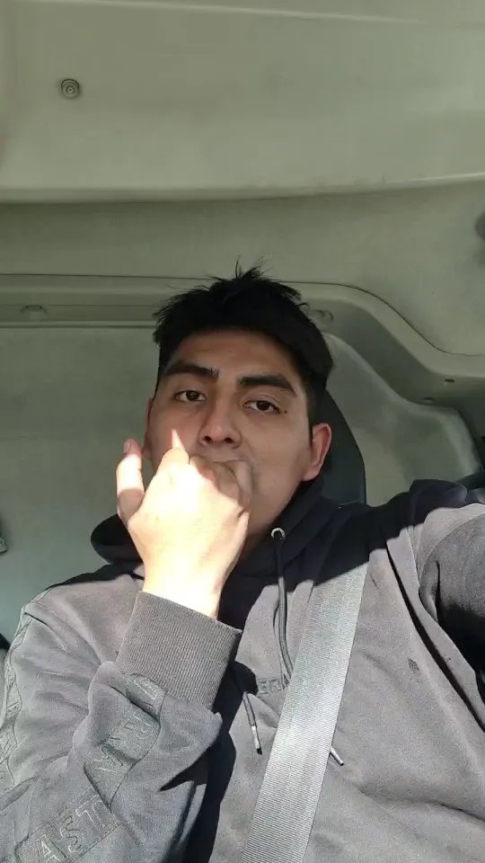 Offline James25nava on Cam4