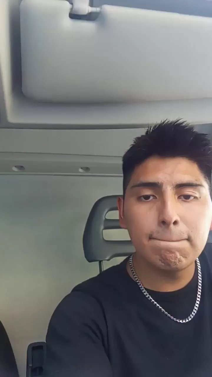 Offline James25nava on Cam4