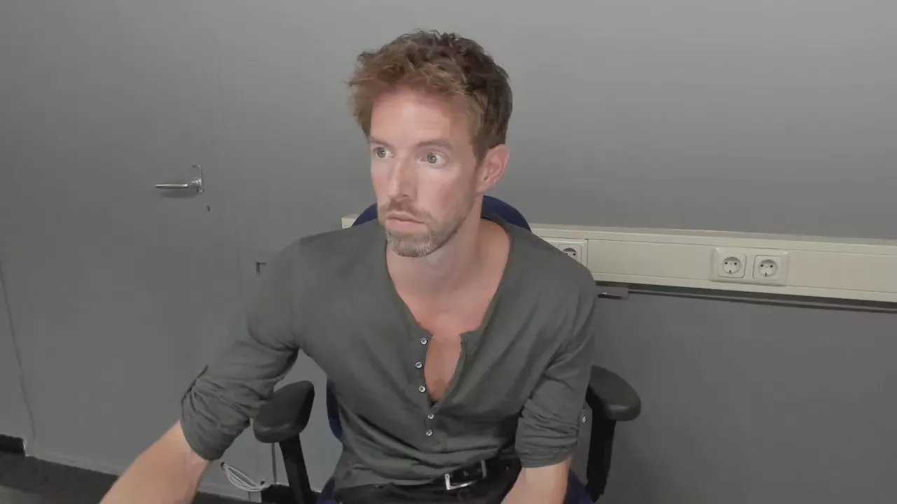 Offline Jason_Berg on Cam4