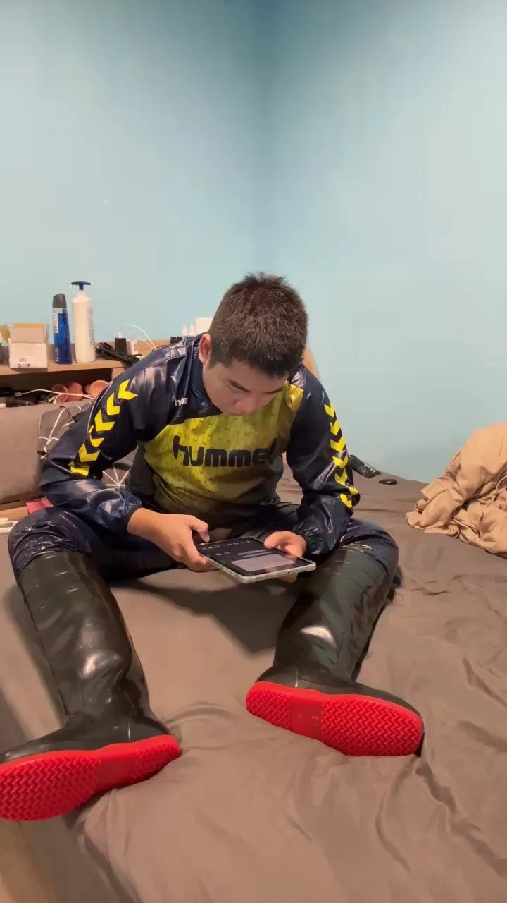 Offline Jay345678 on Cam4