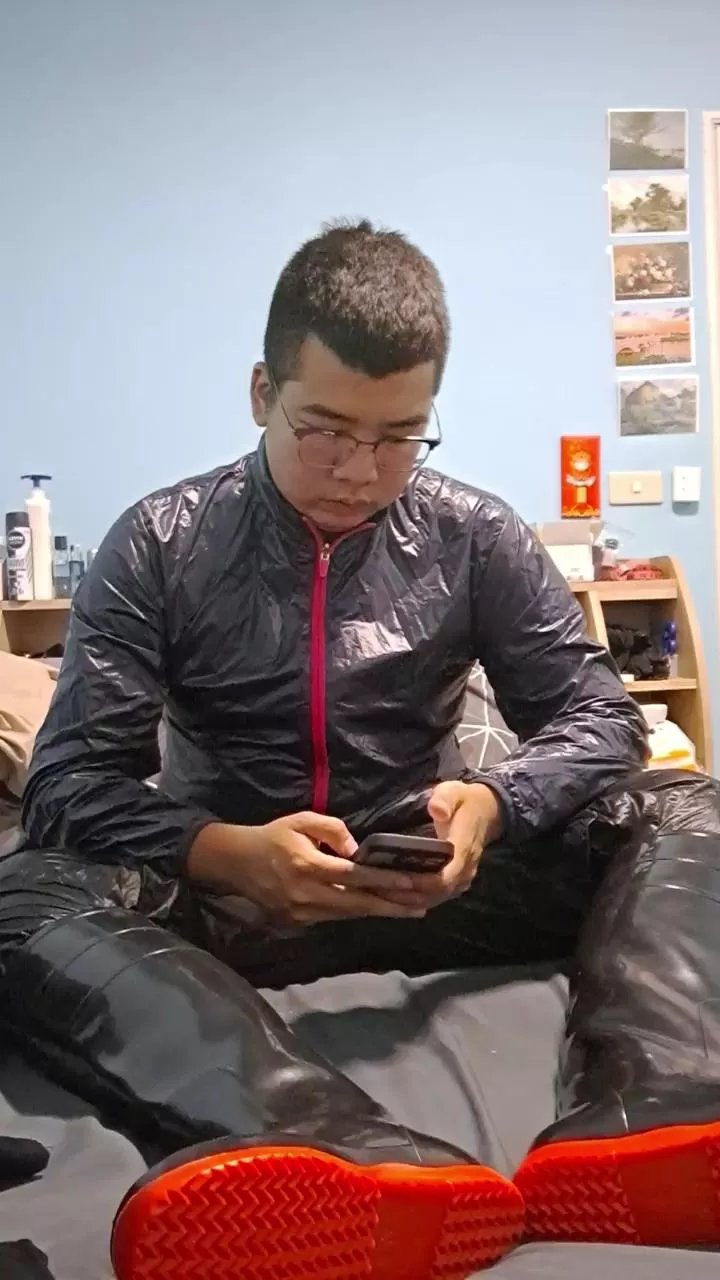 Offline Jay345678 on Cam4