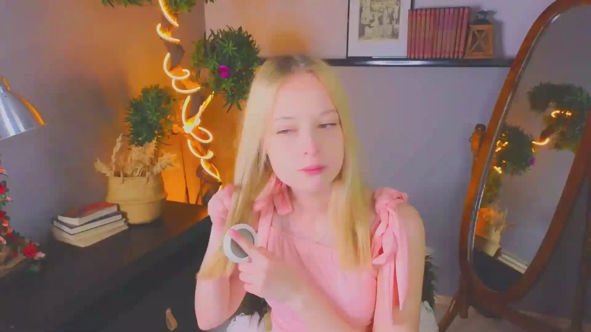 Freechat JeanieBeynon on Cam4