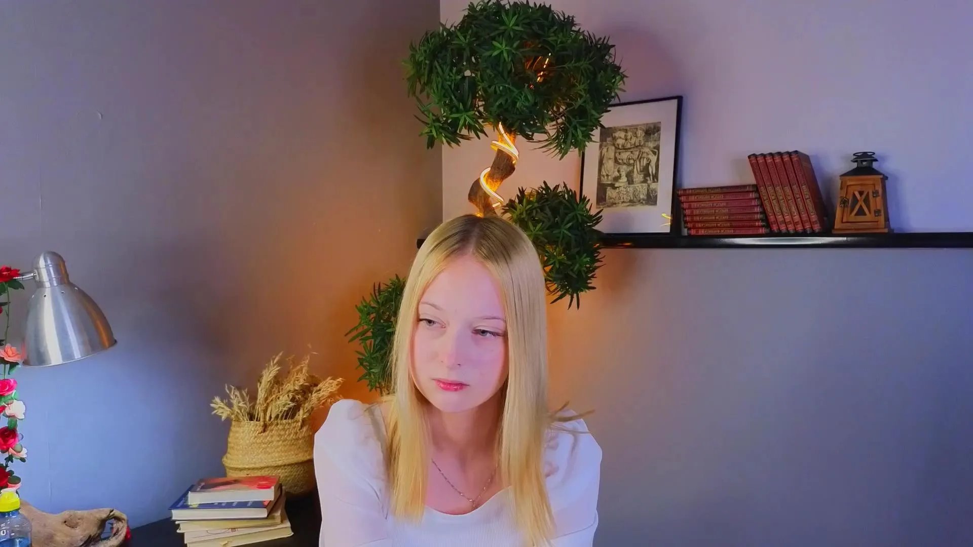 Freechat JeanieBeynon on Cam4