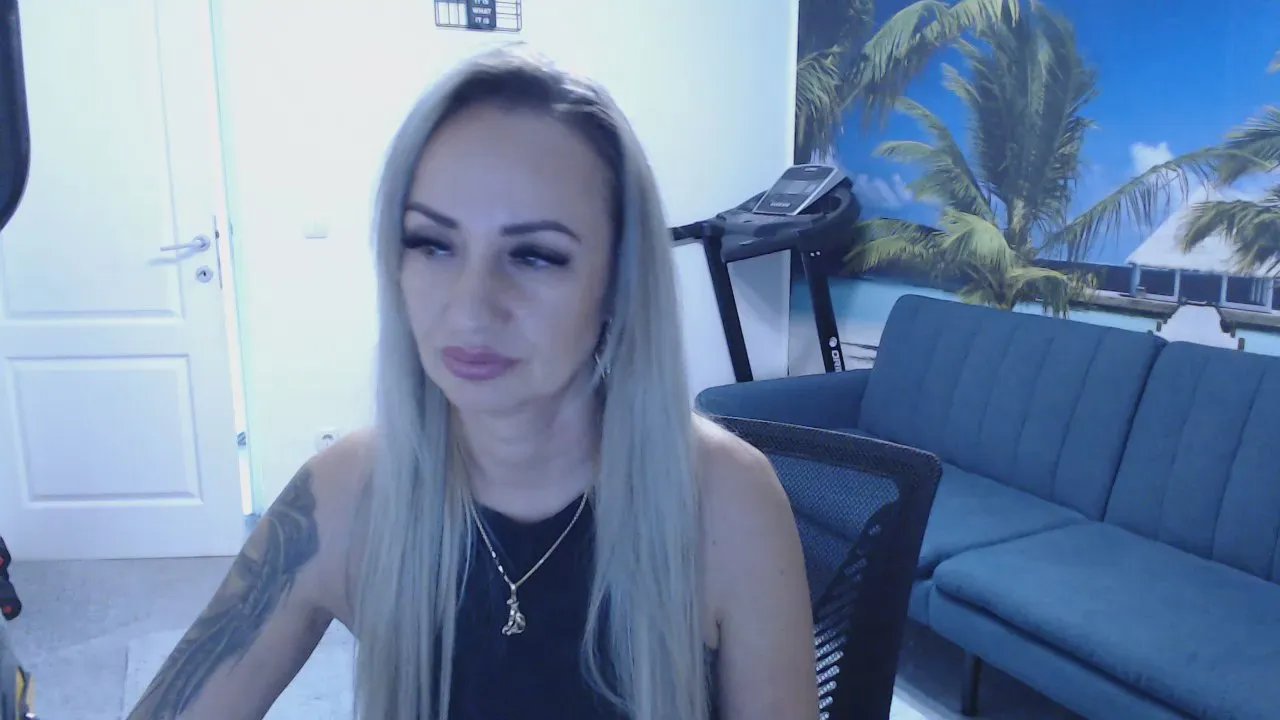 Offline JesicaJesy on Cam4