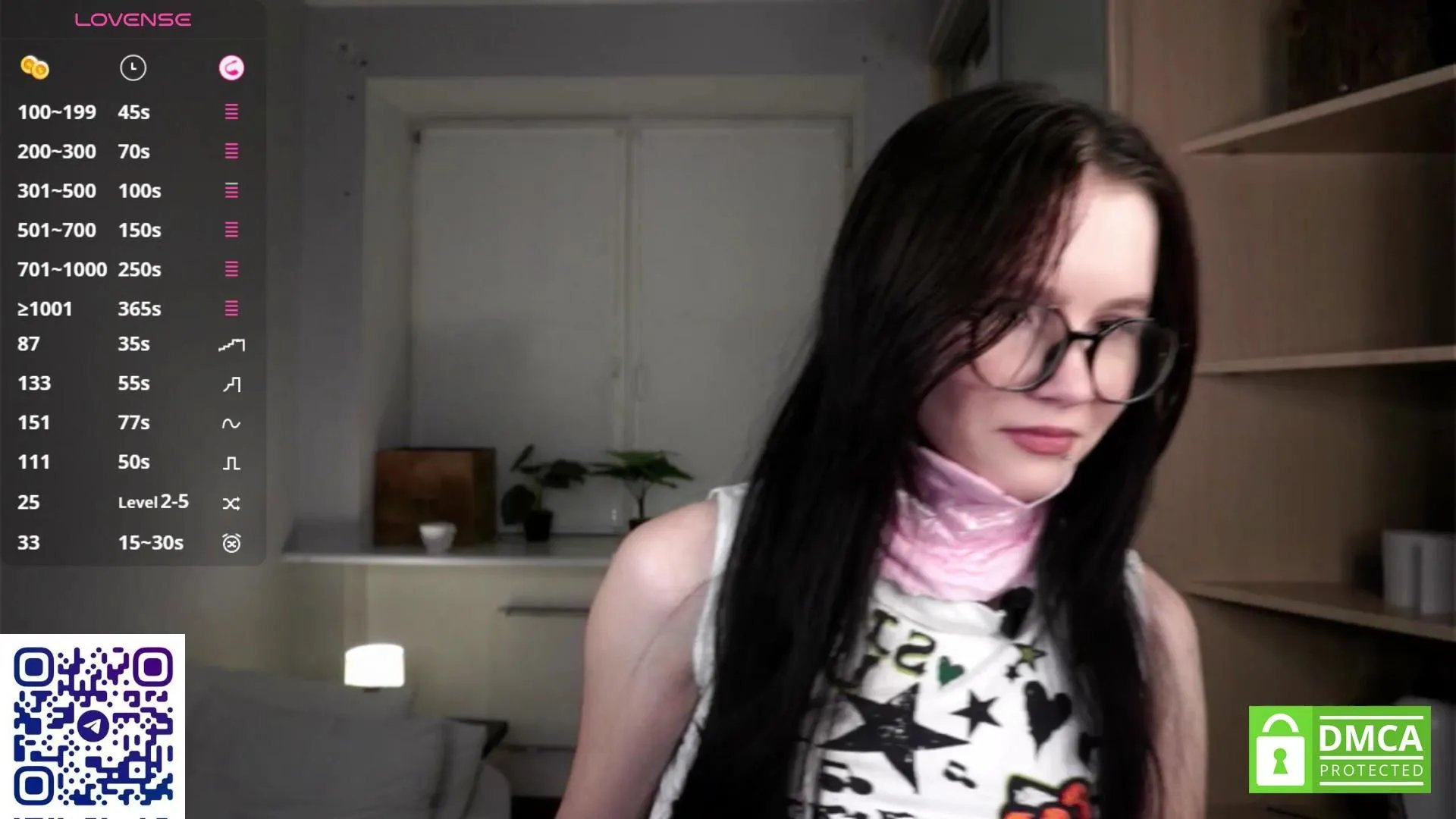 Offline JuliannaBoche on Cam4