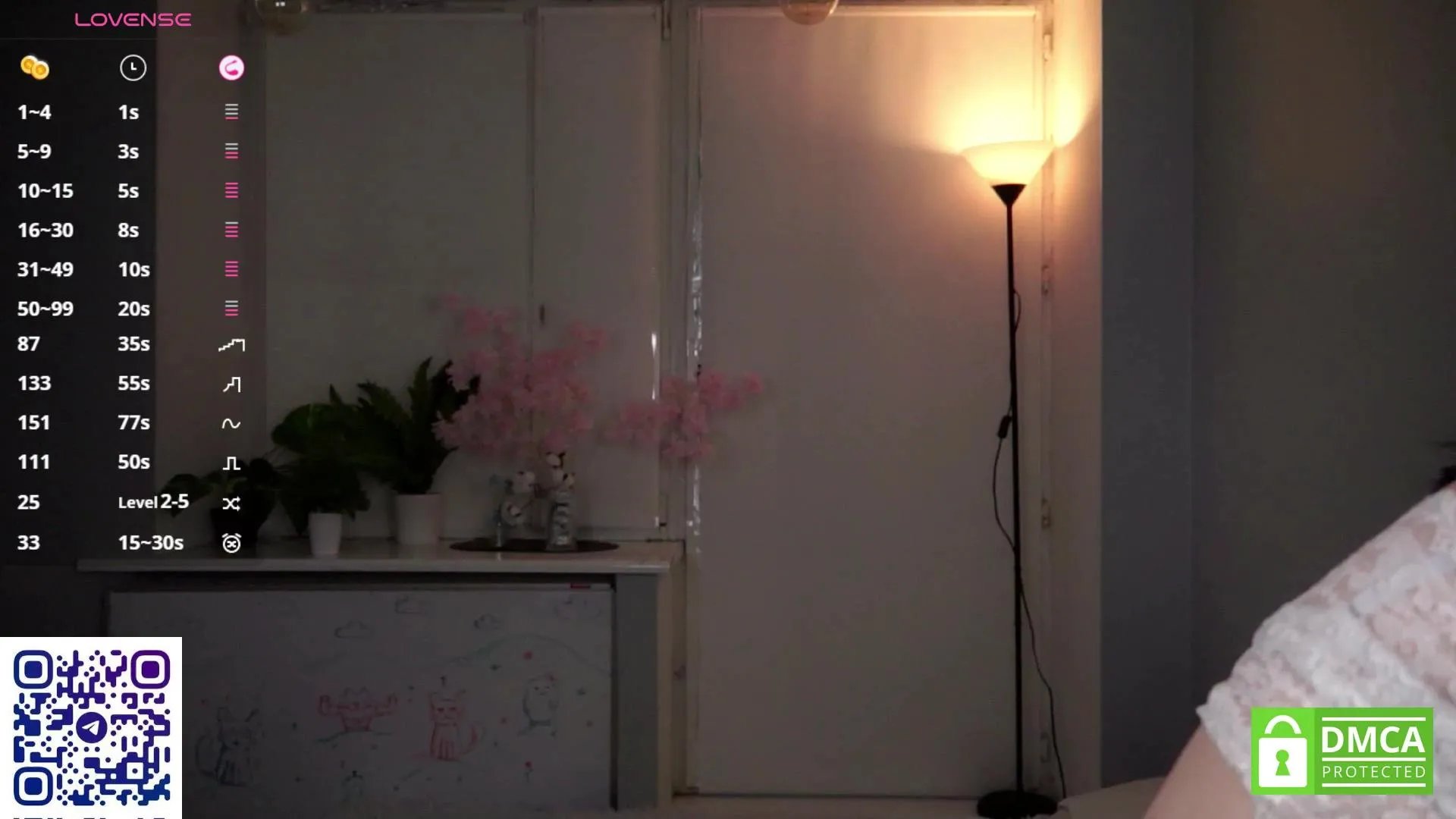 Offline JuliannaBoche on Cam4