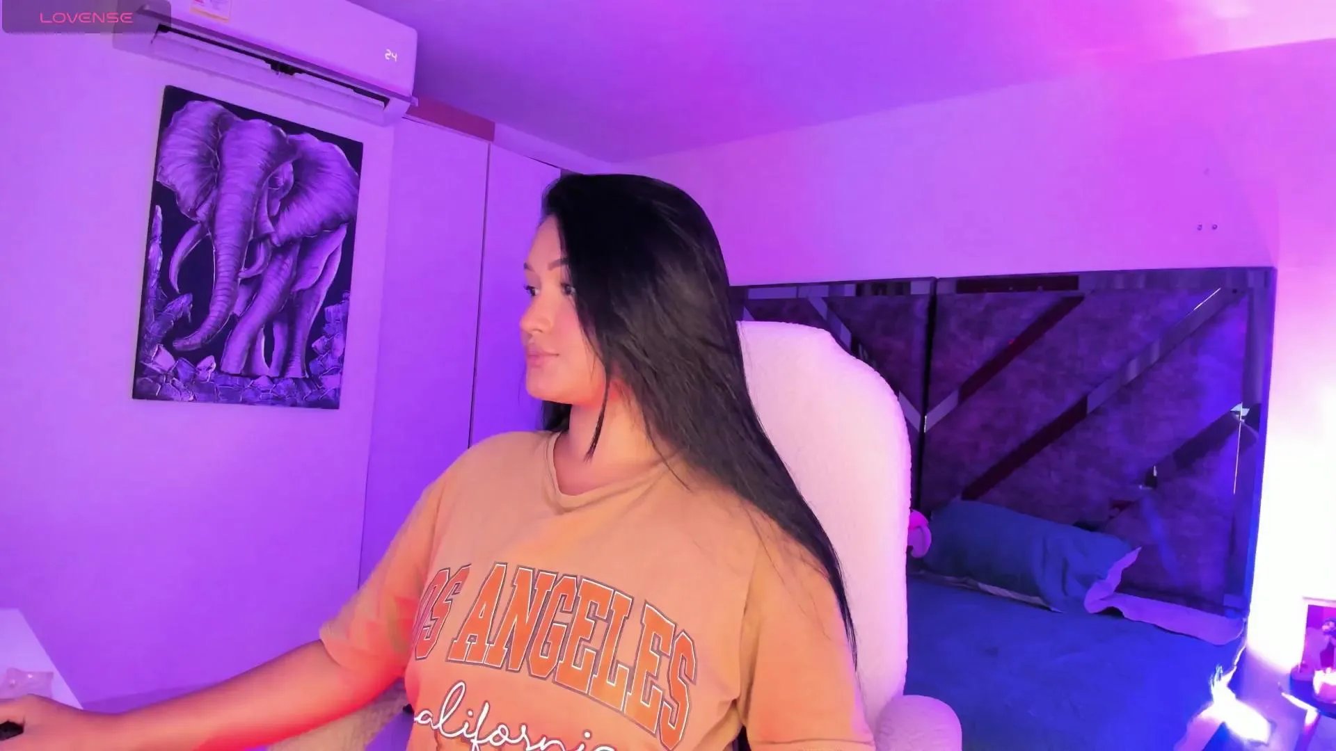 Offline JulieRoberts1 on Cam4