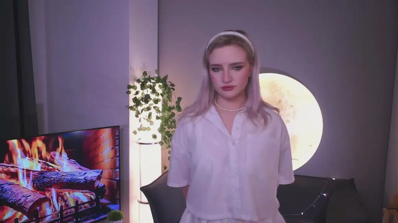 Offline JustineWanvig on Cam4