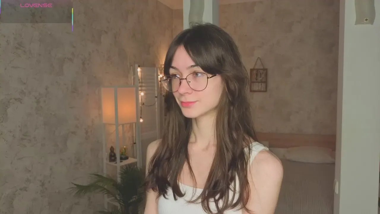 Offline KaleyBushard on Cam4