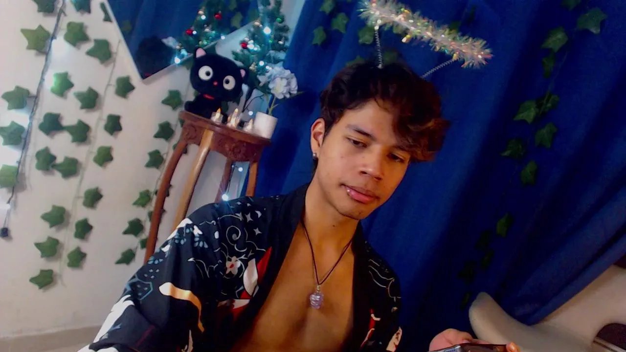 Offline KaoriiMatsuii on Cam4