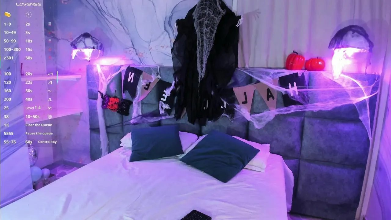 Offline Katee_Sweet on Cam4