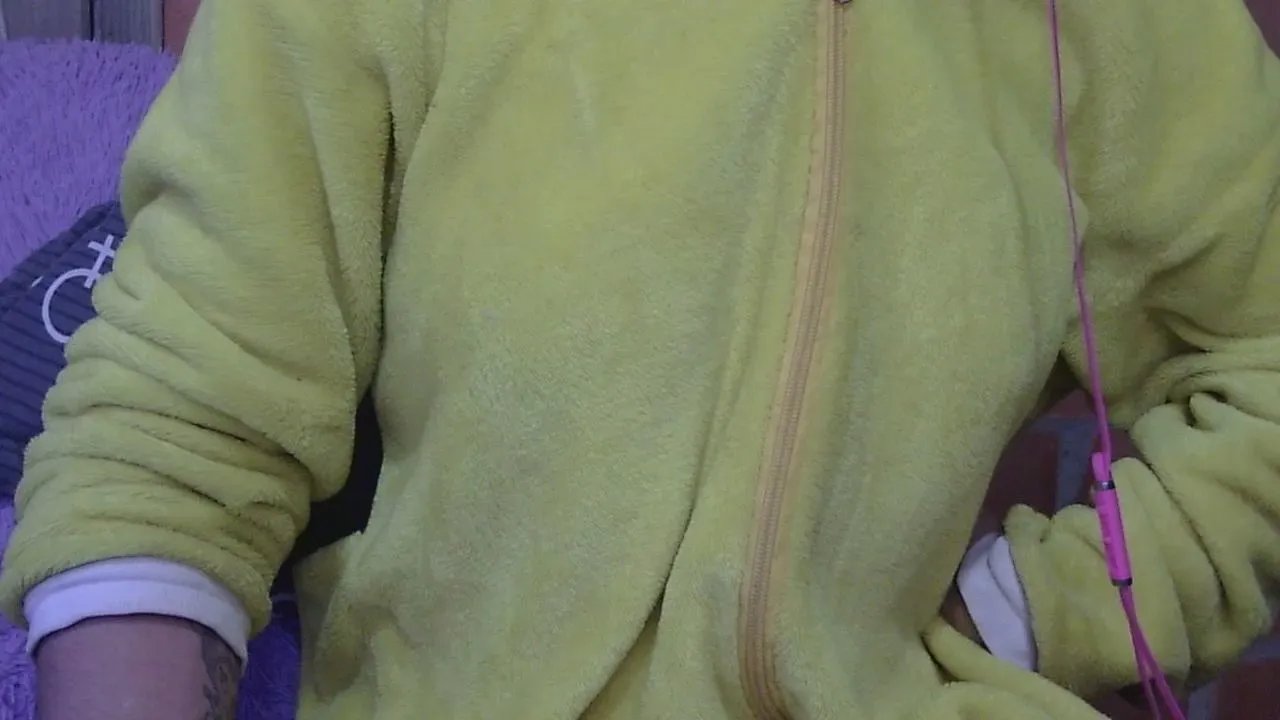 Offline Kittipame04 on Cam4