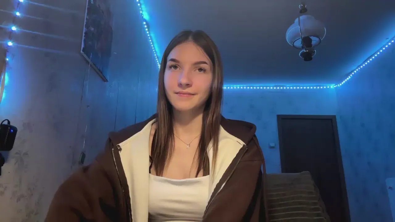 Freechat KristalGrochow on Cam4