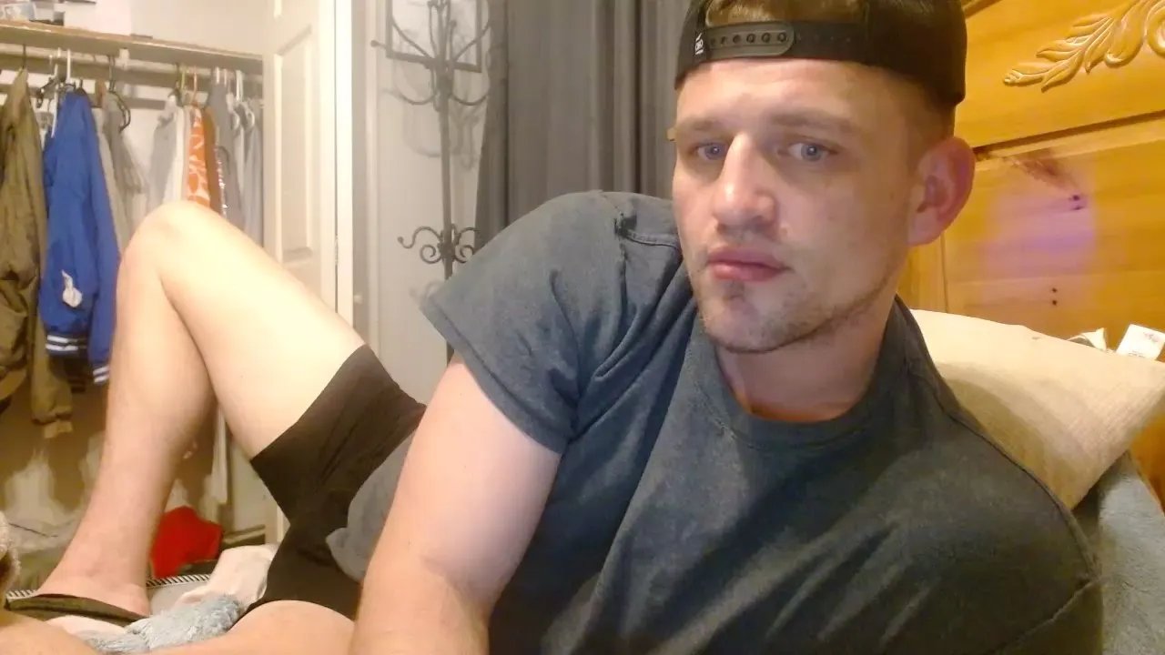 Offline kyisuno on Cam4