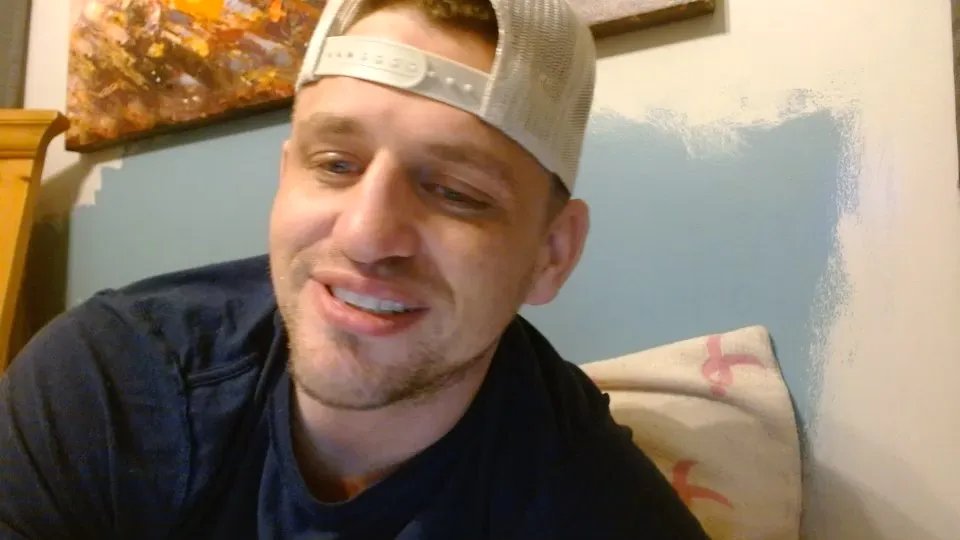 Offline kyisuno on Cam4