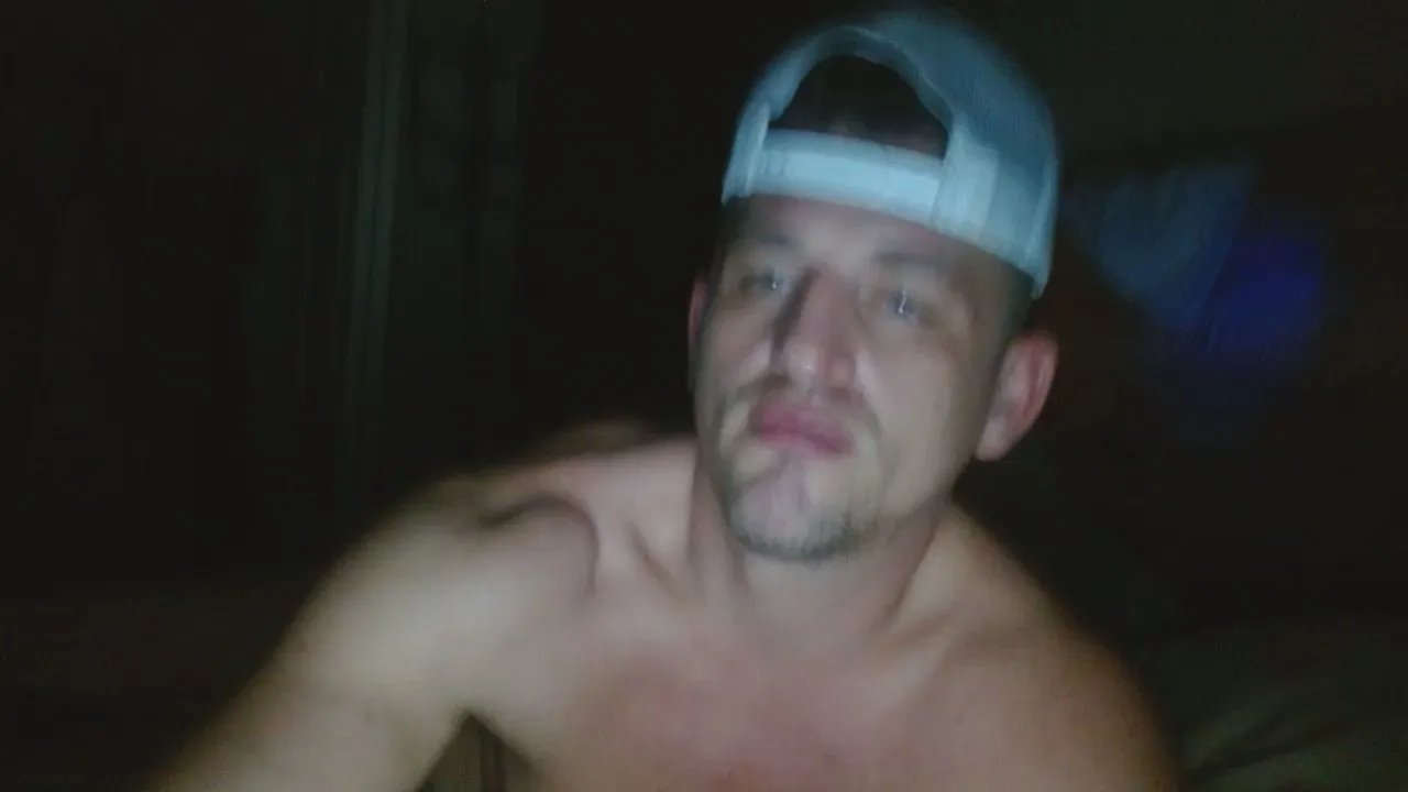 Offline kyisuno on Cam4