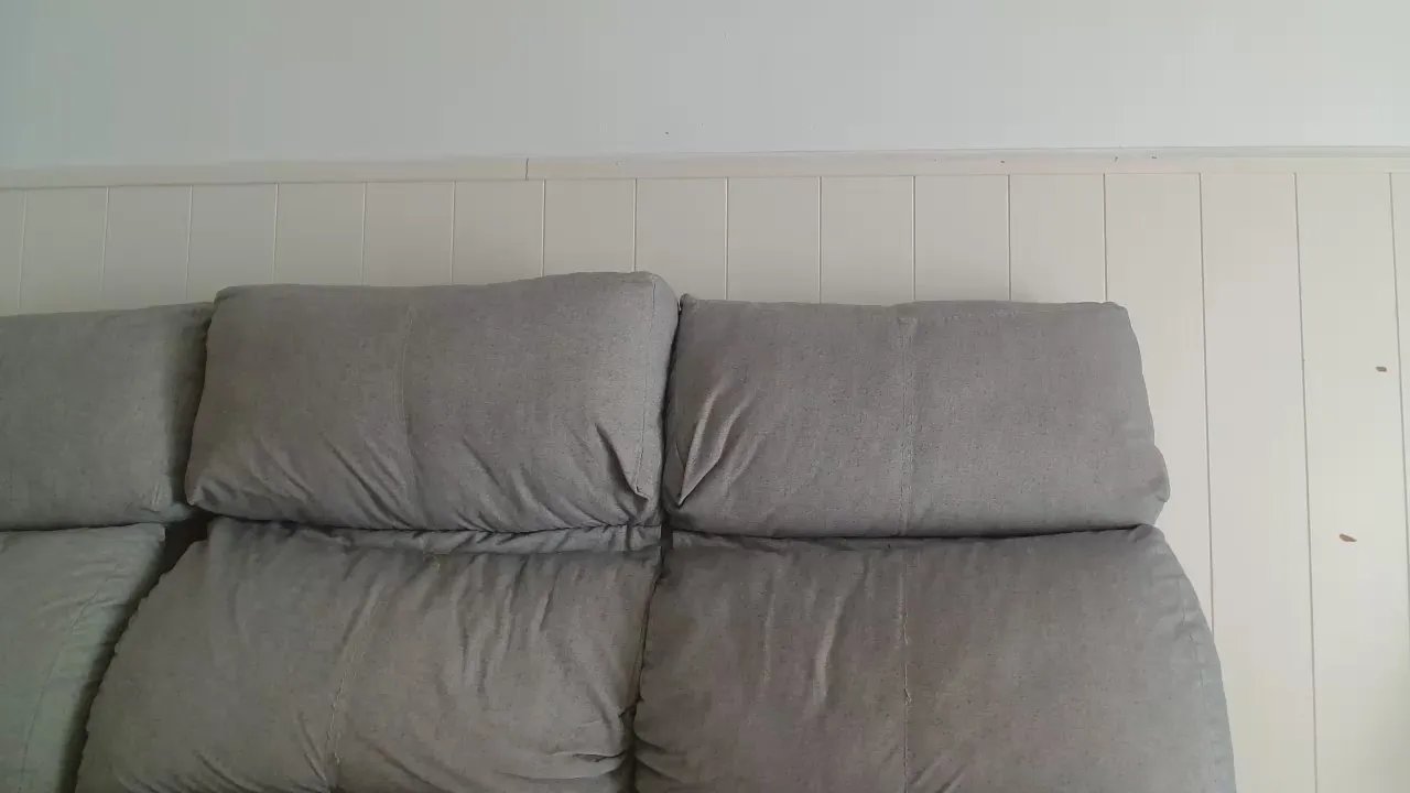 Offline LeilaCG28 on Cam4