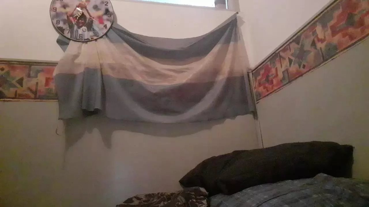 Offline Lemon_criptohot on Cam4