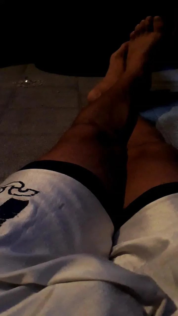 Offline Leo23cm5 on Cam4