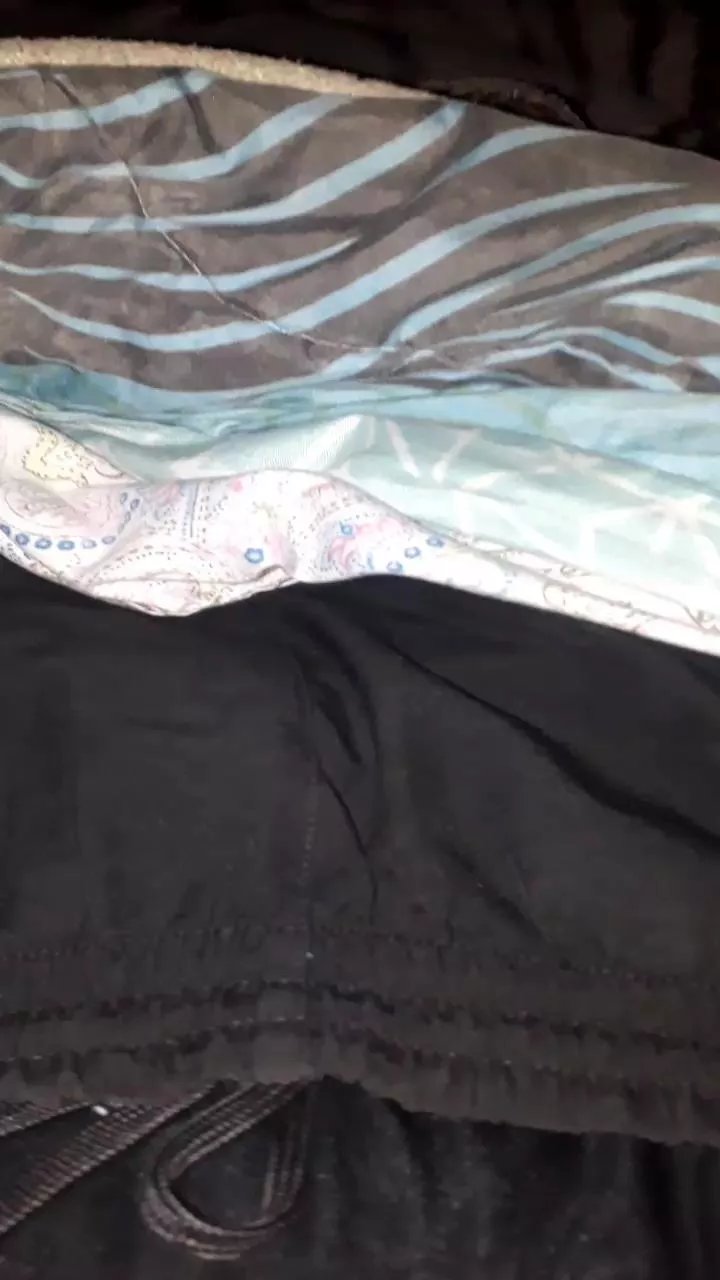 Offline Leo23cm5 on Cam4