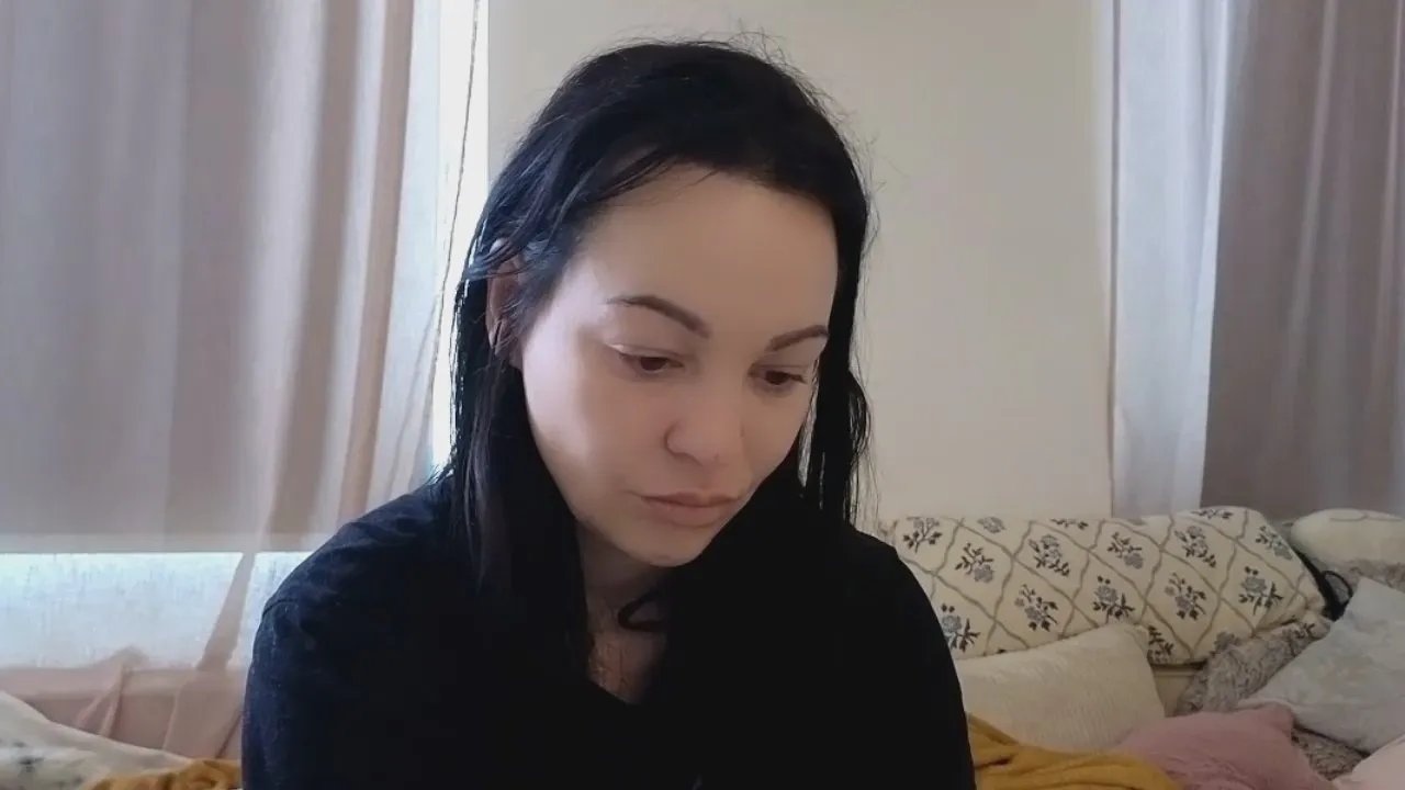 Offline Lilieromeo on Cam4