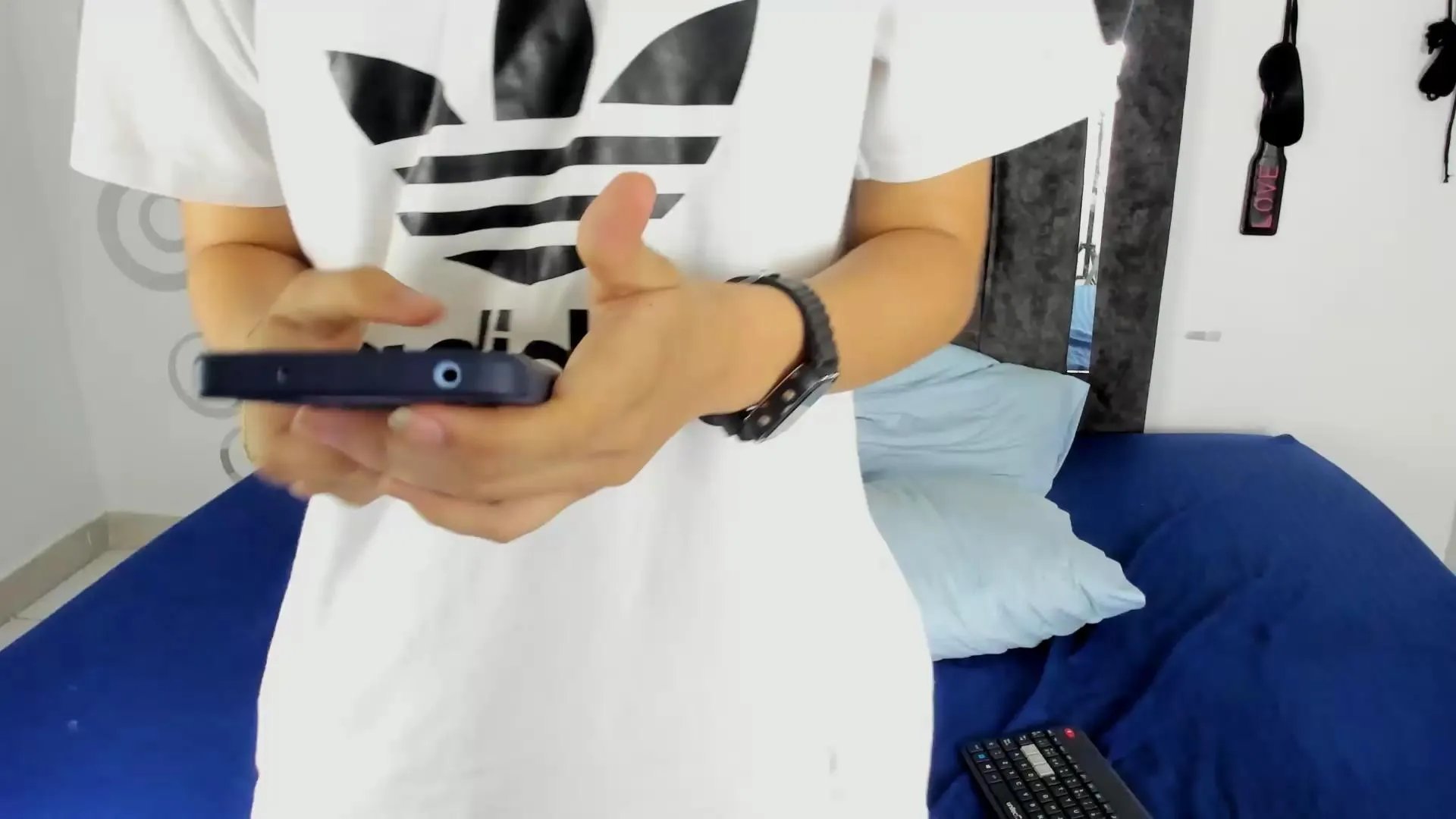 Offline Lily_and_Lina on Cam4