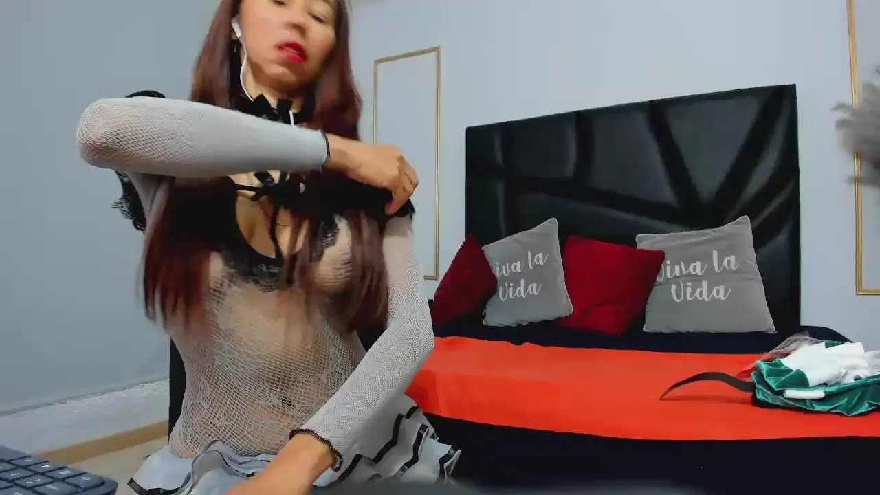 Offline Linda_rosa01 on Cam4