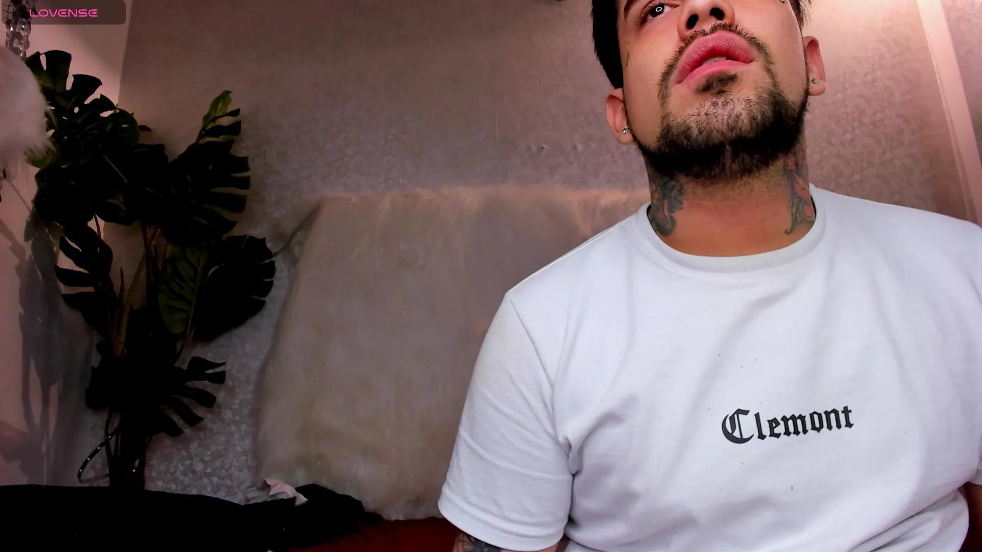 Freechat littlepearl1 on Cam4