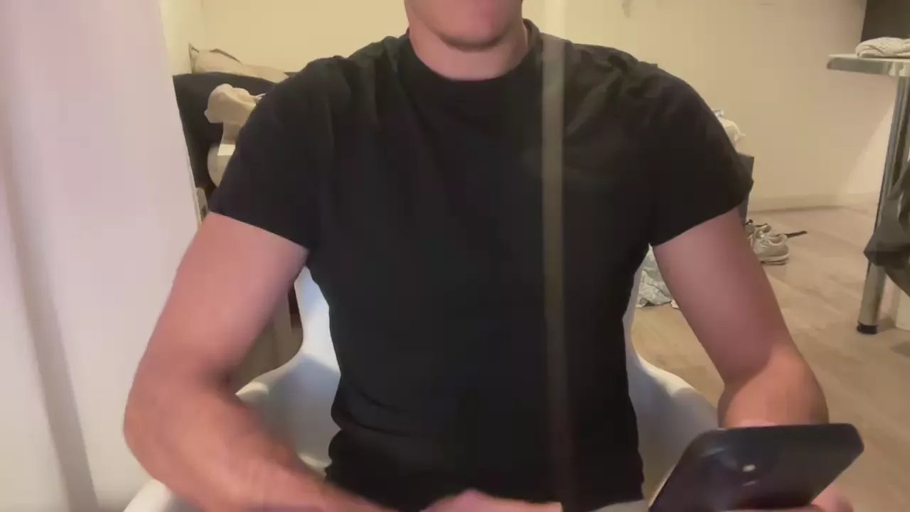 Offline loan30 on Cam4