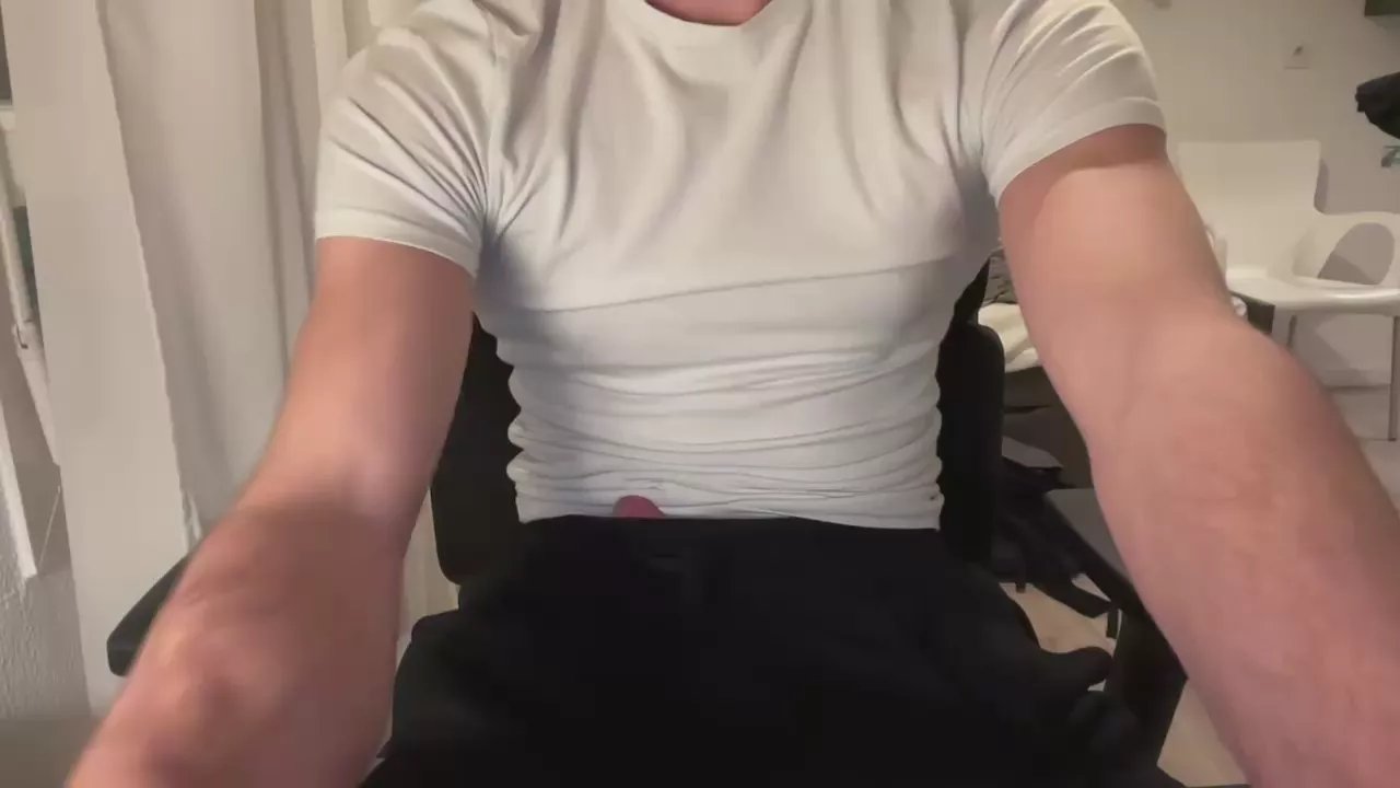 Offline loan30 on Cam4