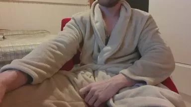 Offline LoveLirah on Cam4