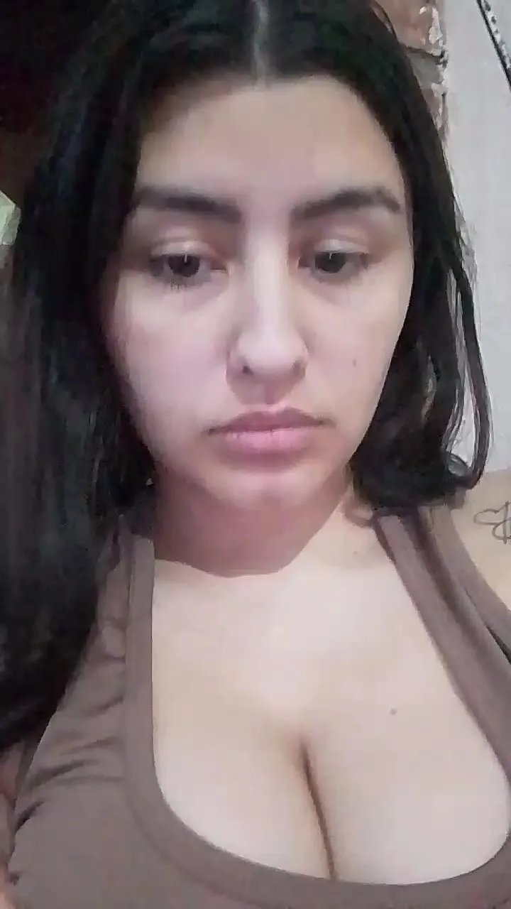 Offline Lubelen02 on Cam4