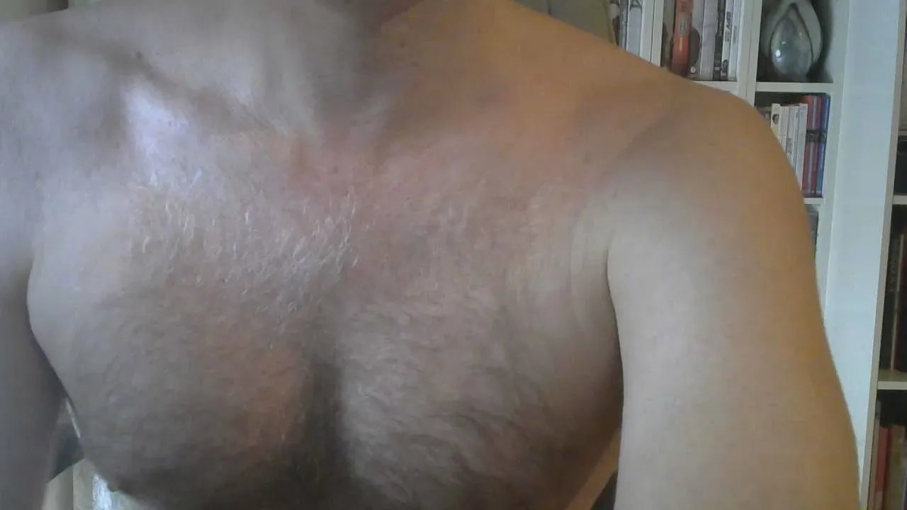 Offline lucagabo on Cam4