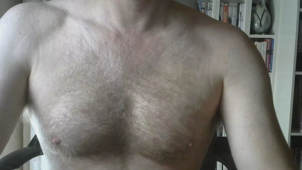 Offline lucagabo on Cam4