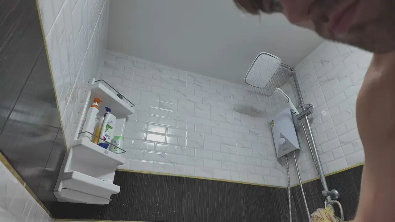 Offline LukeGunn on Cam4