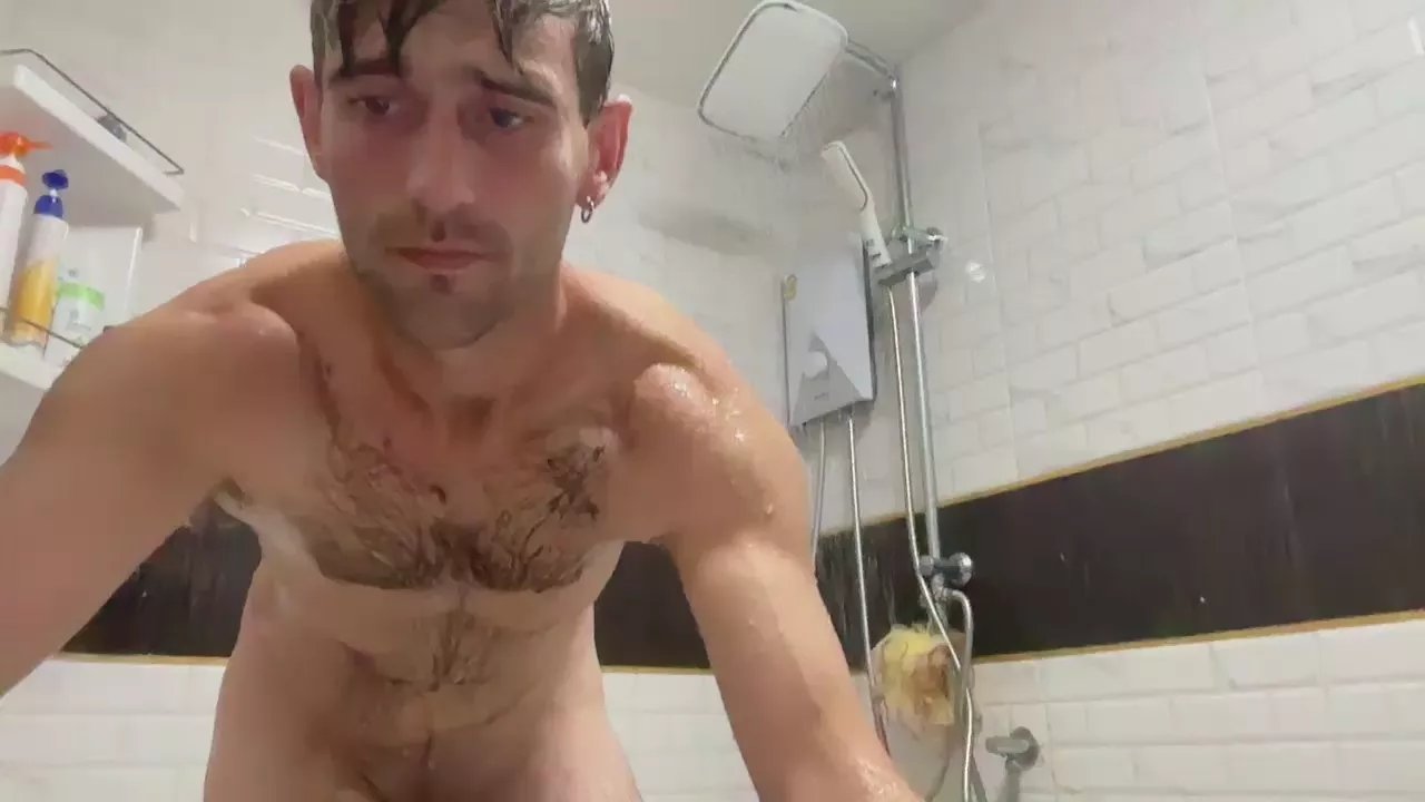 Offline LukeGunn on Cam4