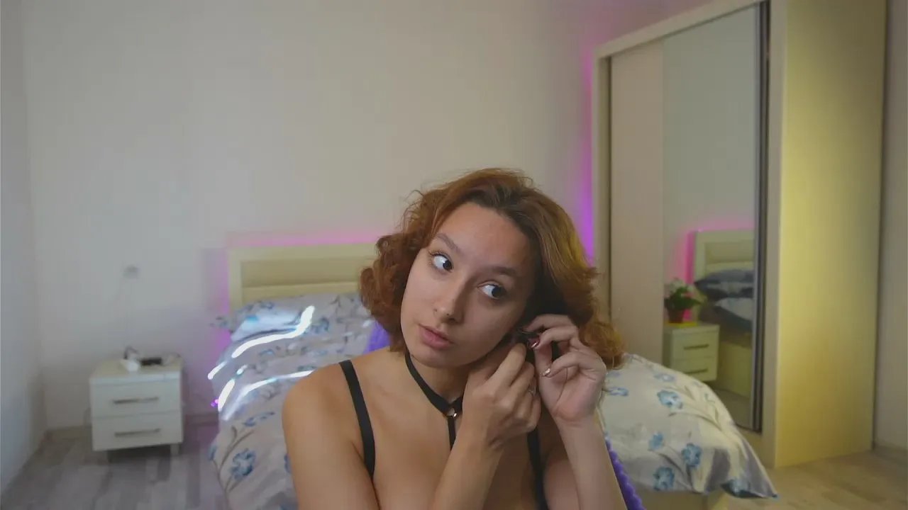 Offline LylianRosse on Cam4