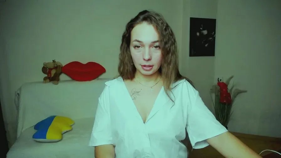 Offline M_Vikki on Cam4