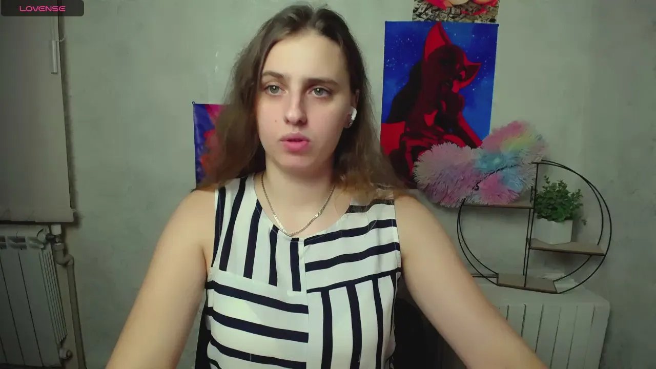 Offline MariaSmilee_ on Cam4