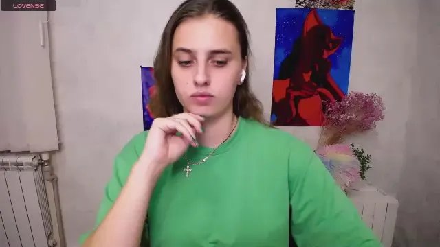 Offline MariaSmilee_ on Cam4