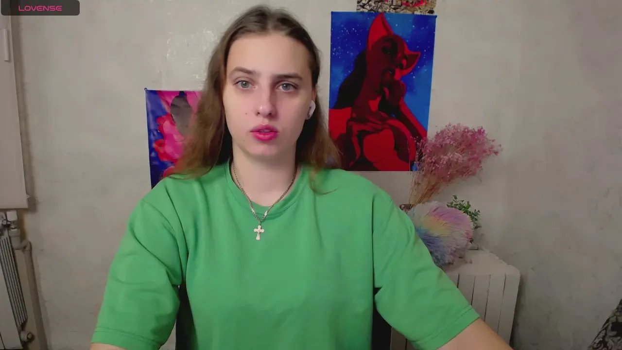 Offline MariaSmilee_ on Cam4