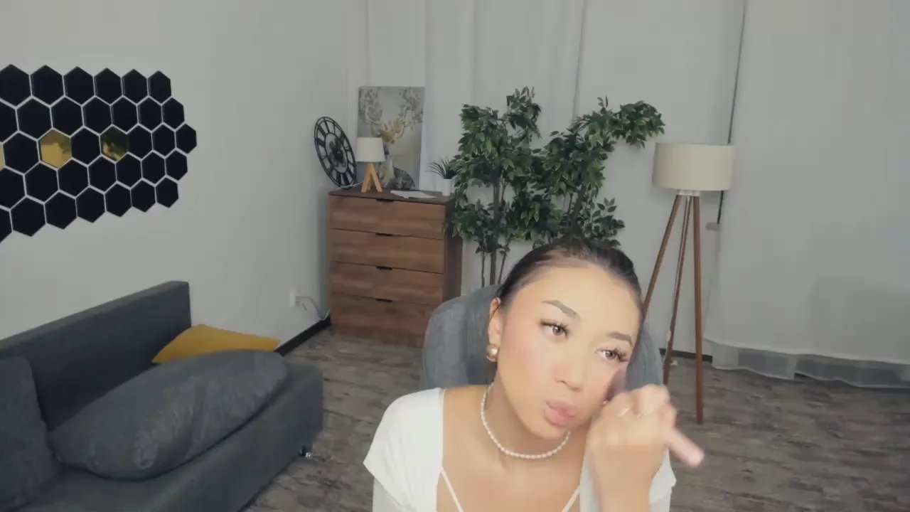 Offline MarinaCorrel on Cam4