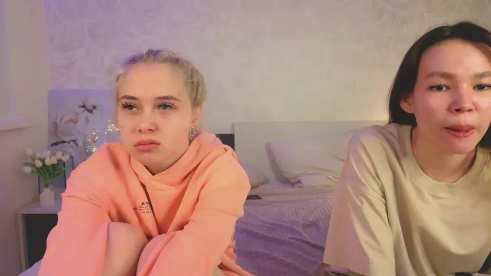 Offline MarylouDeike on Cam4